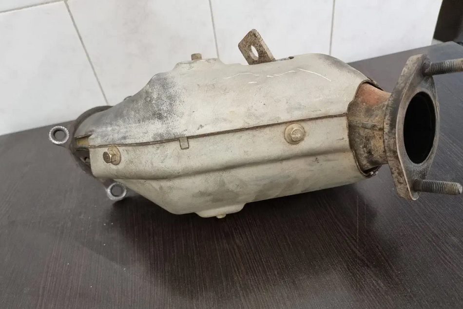 تصویر از فرآیند تست کاتالیزور