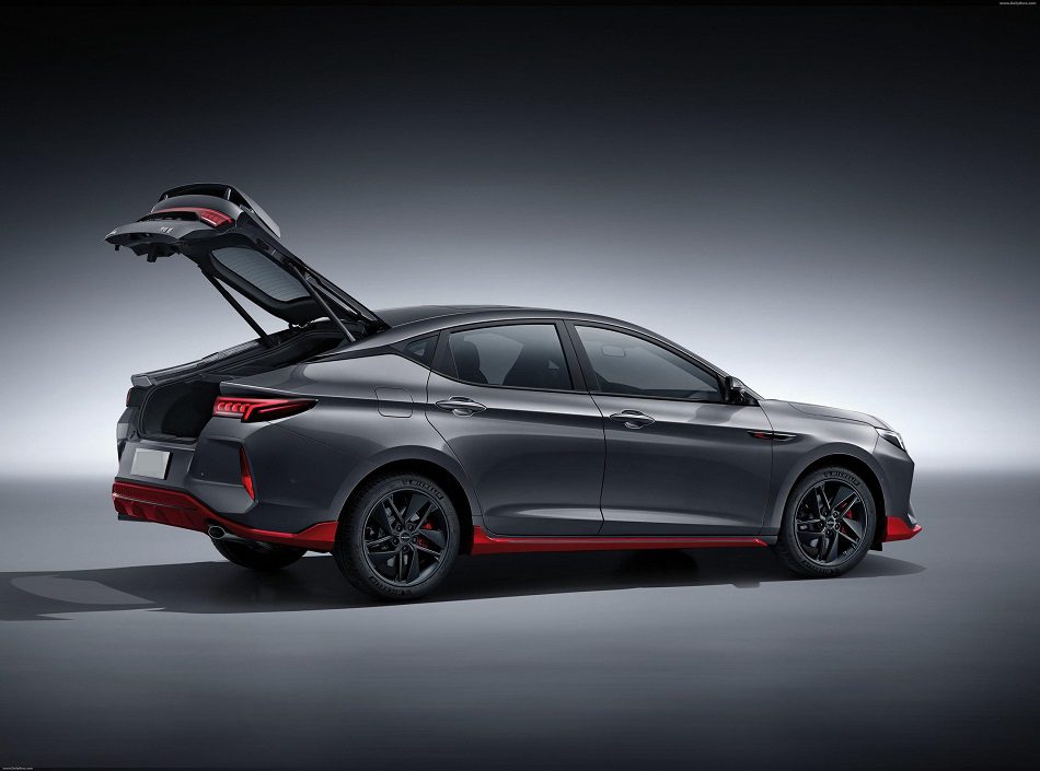 نمای نزدیک از جزئیات یک J7