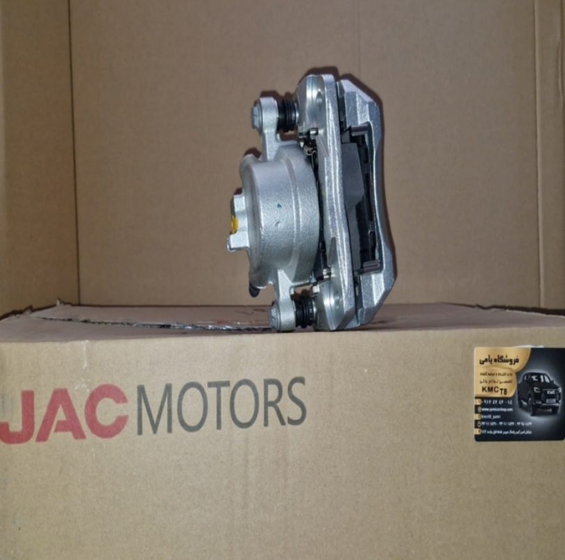 نمای نزدیک از کالیپر ترمز