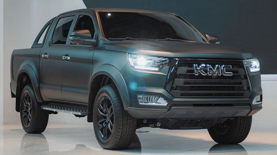 نمای جلو خودرو کی ام سی T8